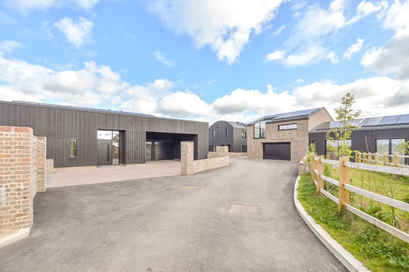 Hartdene Barns, Cowden, Kent - Wards of Kent
