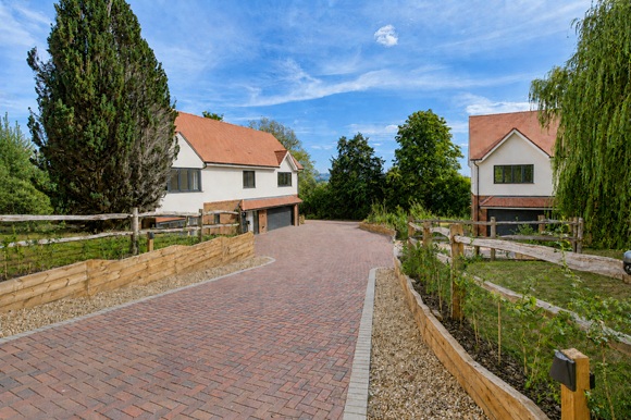 Coppice Hanger, Pulborough - Wards of Kent