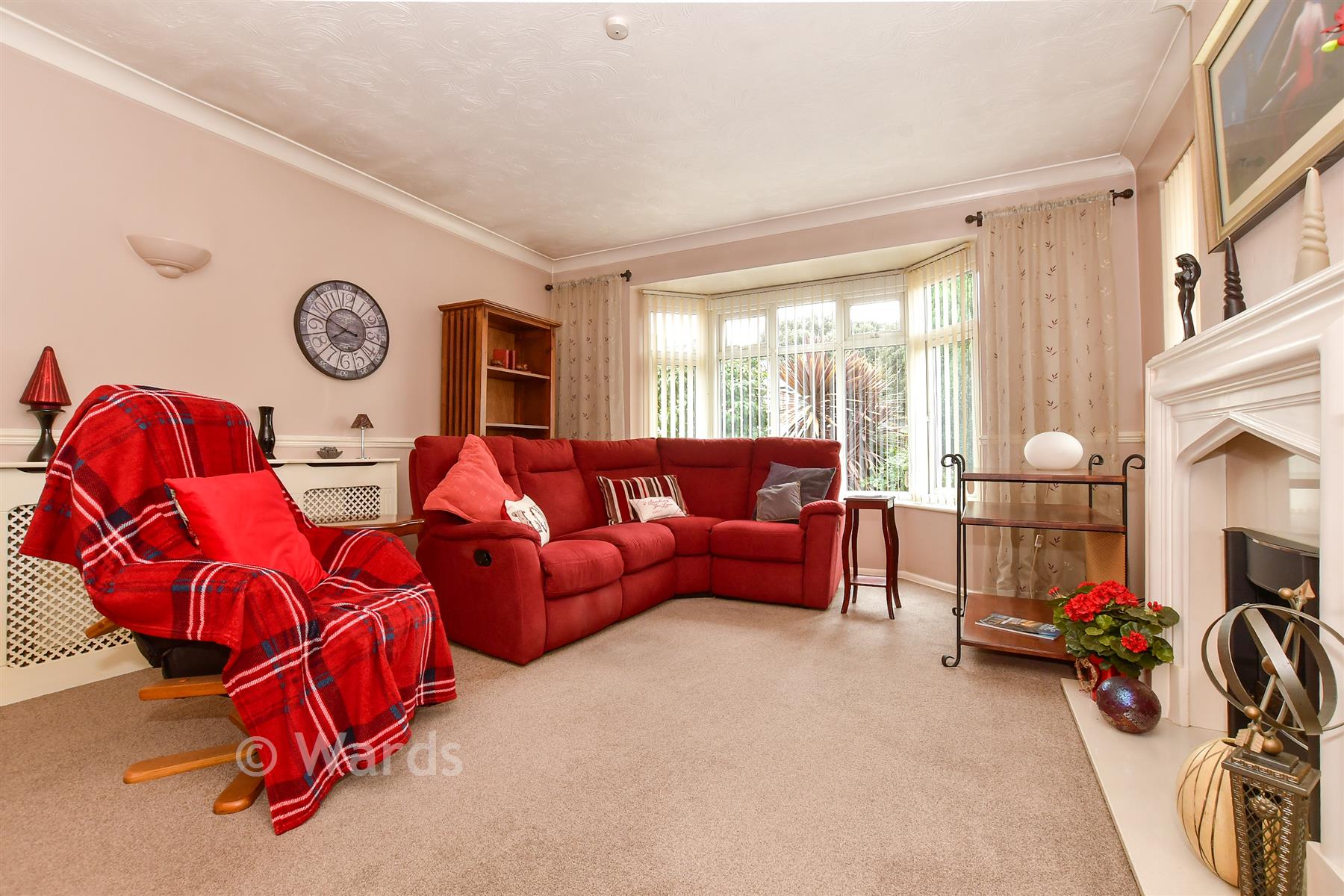 Lounge - Linden Road, Westgate-On-Sea, Kent - Wards of Kent