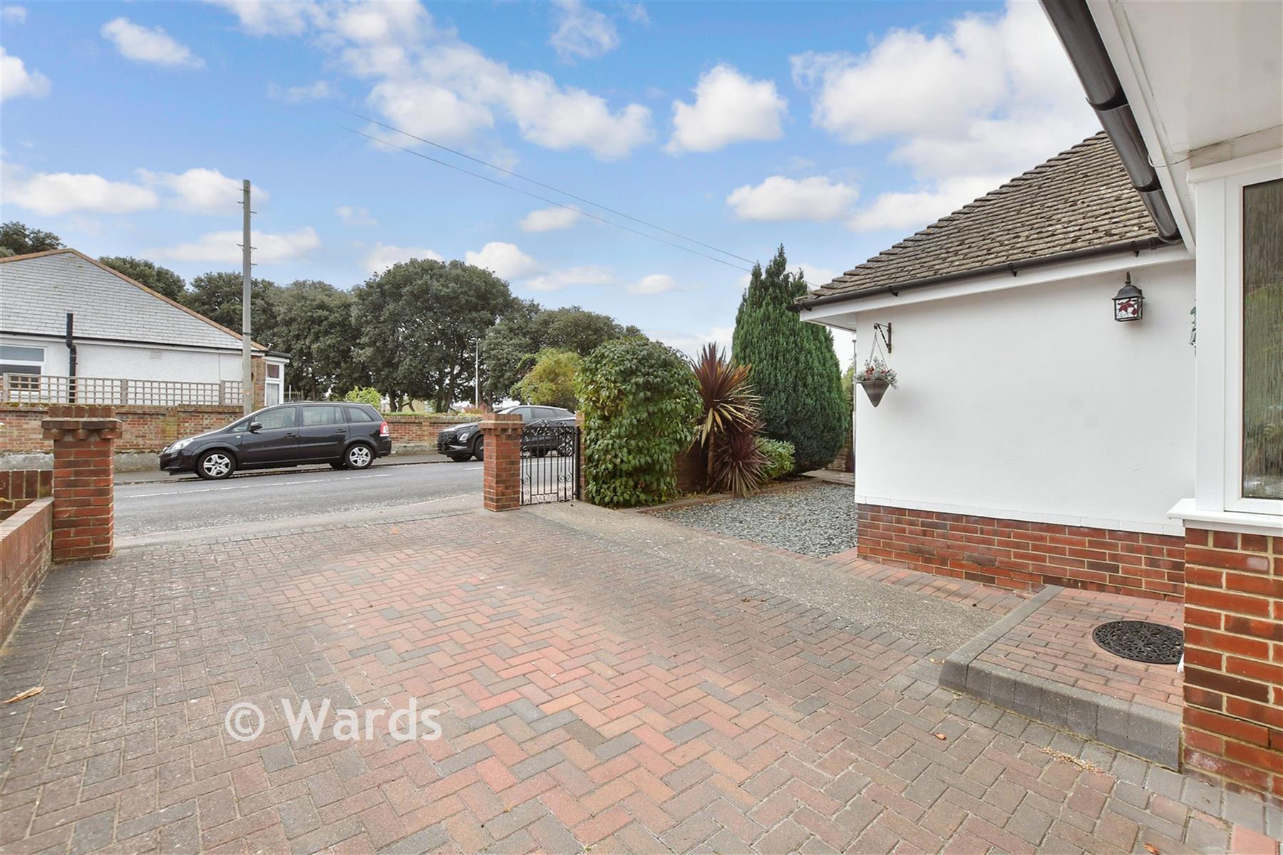 Driveway/Parking - Linden Road, Westgate-On-Sea, Kent - Wards of Kent