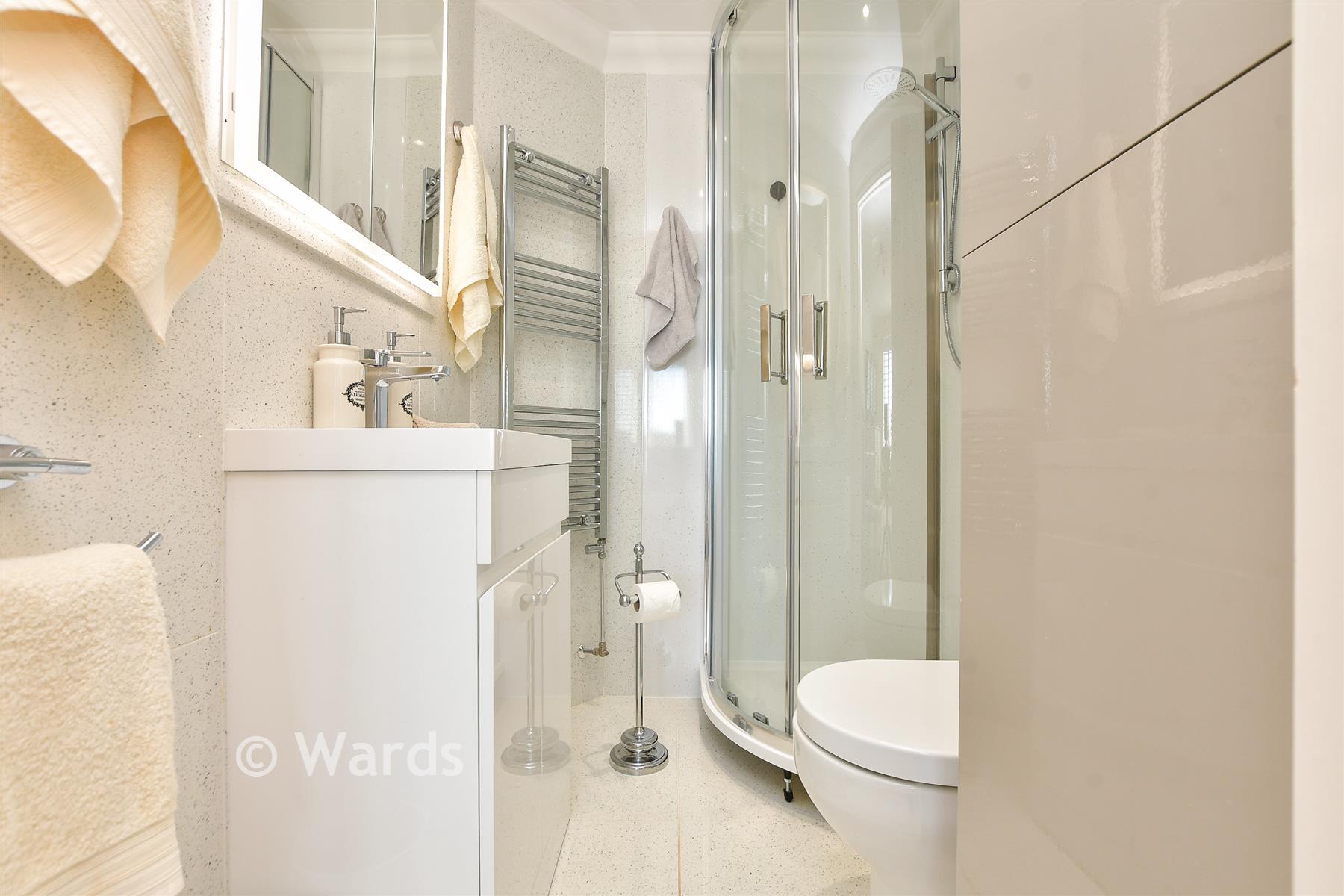 En-Suite Shower Room - Kingsgate Avenue, Broadstairs, Kent - Wards of Kent