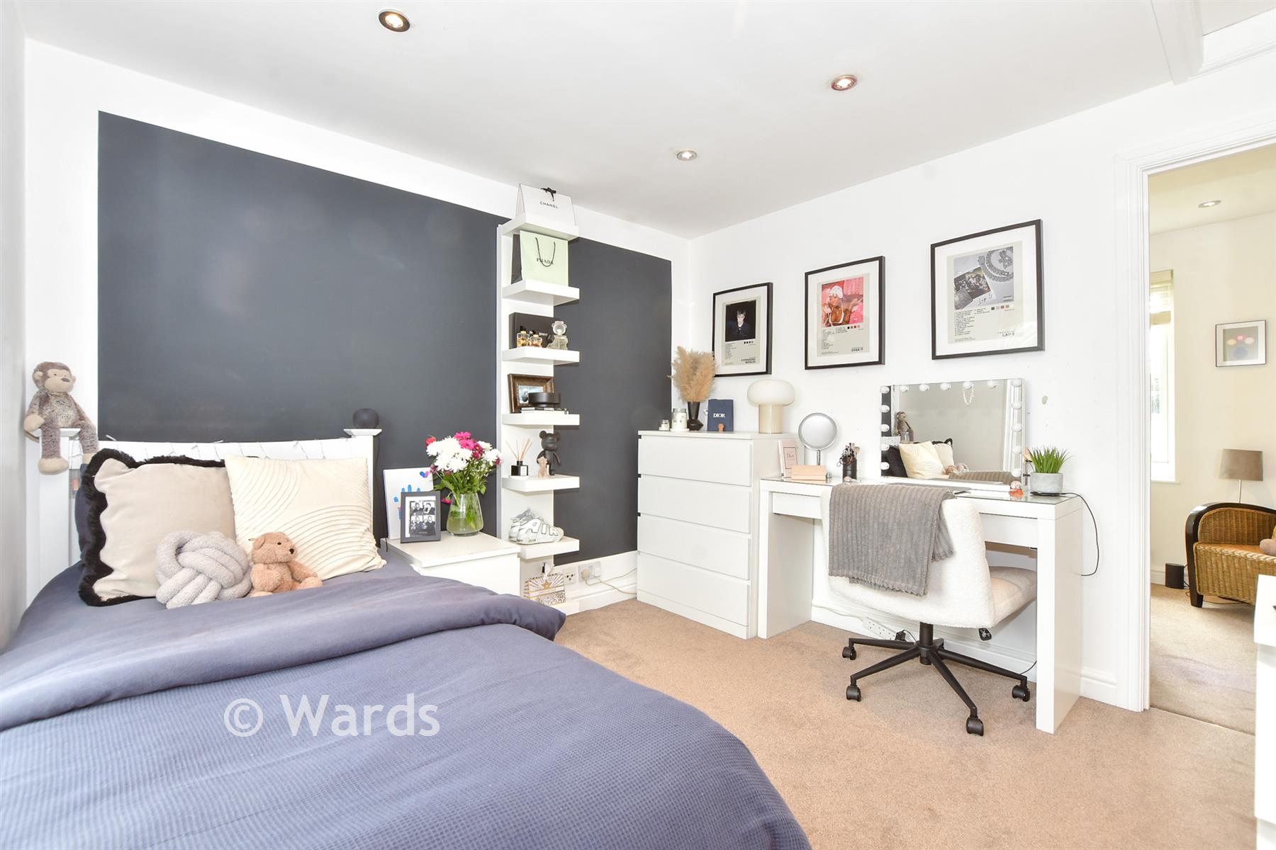 Bedroom 2 - The Green, Eythorne, Dover, Kent - Wards of Kent