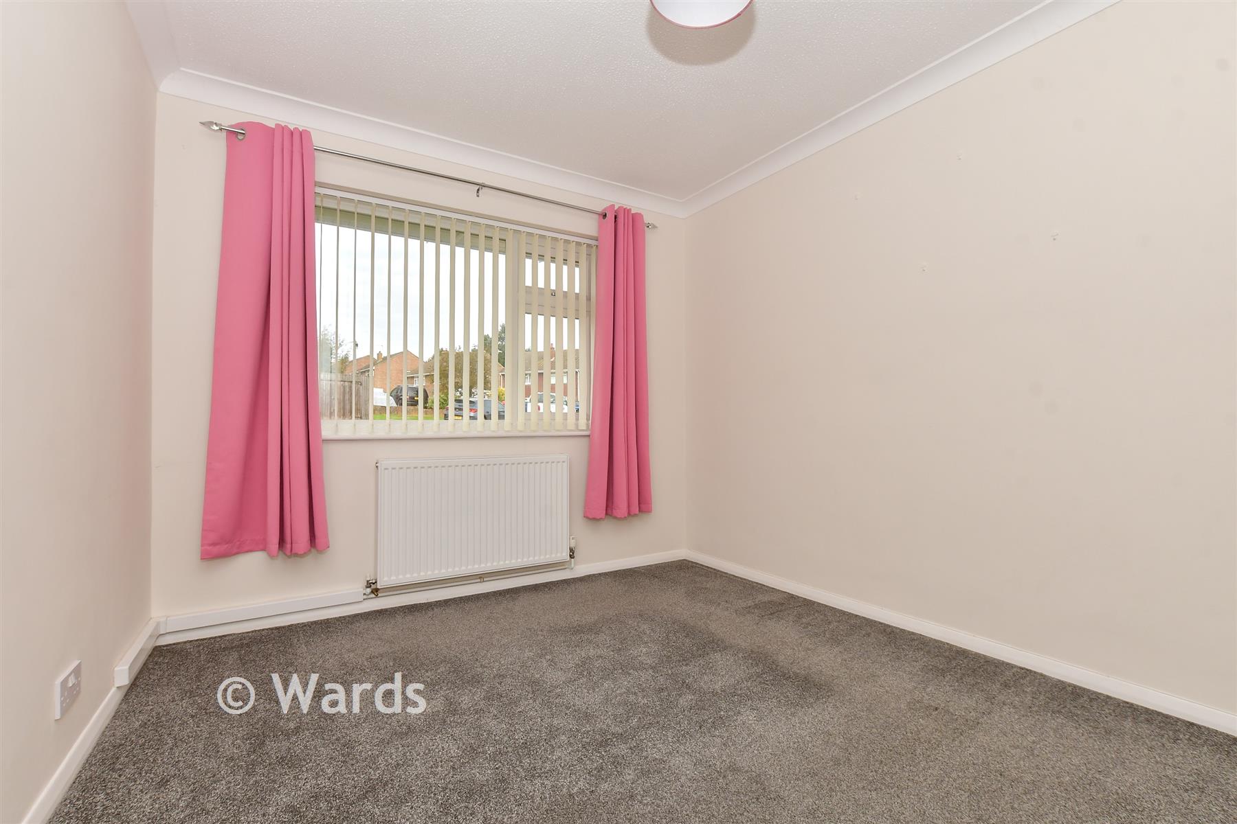 Bedroom 2 - Palm Tree Close, Eythorne, Dover, Kent - Wards of Kent