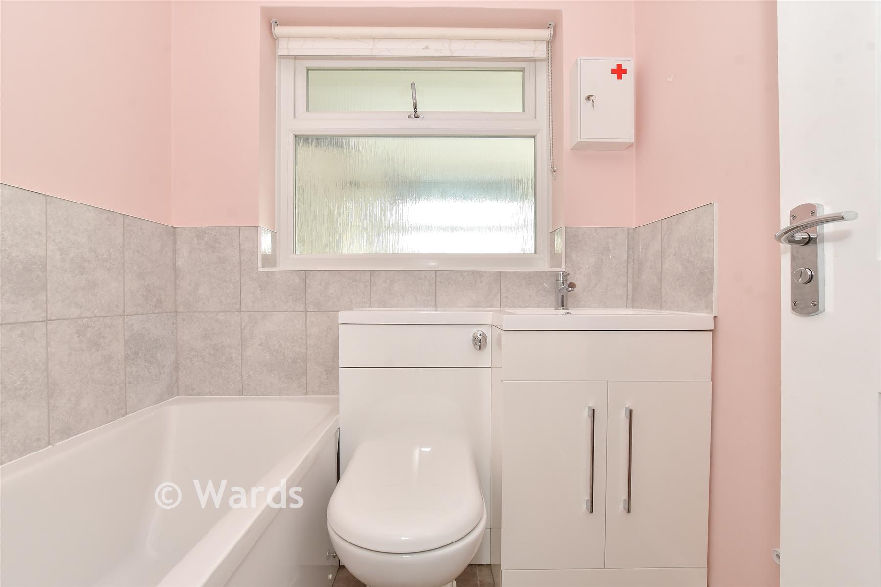 Bathroom - Palm Tree Close, Eythorne, Dover, Kent - Wards of Kent