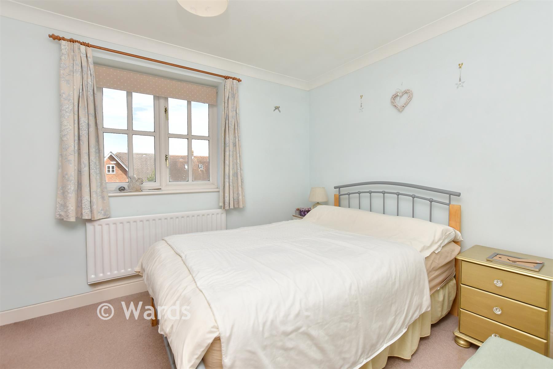 Bedroom 1 - Fielding Street, Faversham, Kent - Wards of Kent