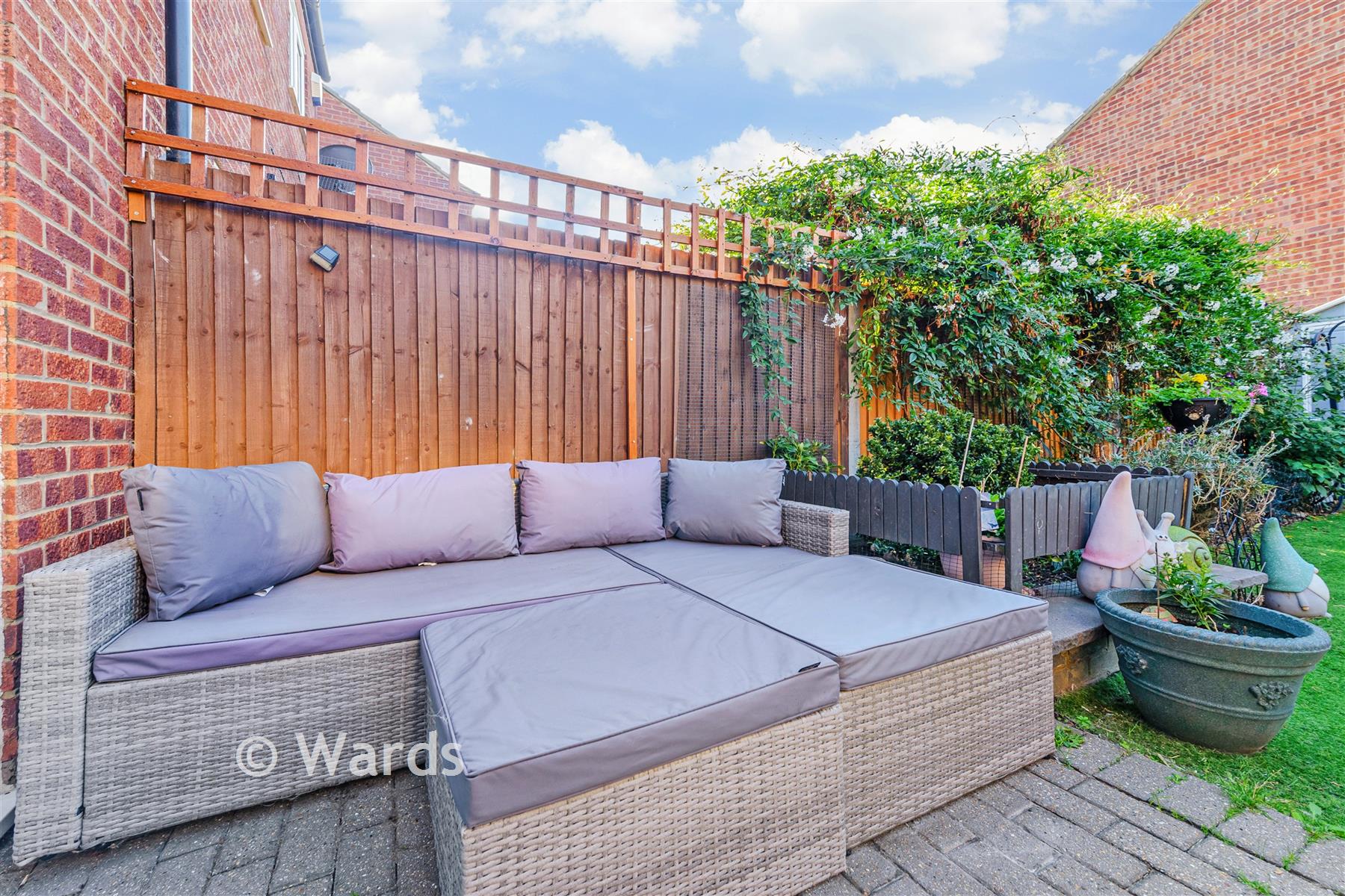 Rear Garden - Cobsdene, Singlewell, Kent - Wards of Kent