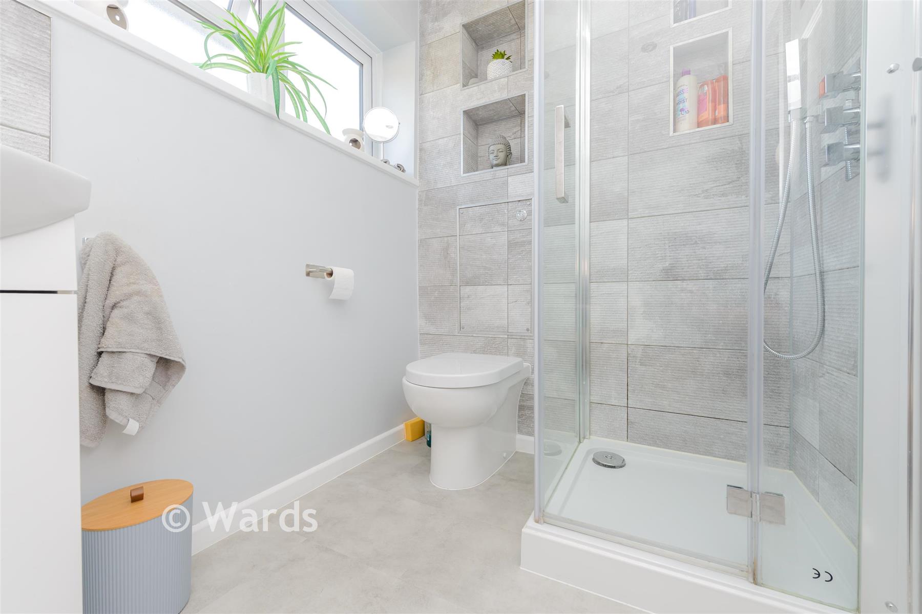 Bathroom - The Coppice, Vigo Village, Meopham, Kent - Wards of Kent