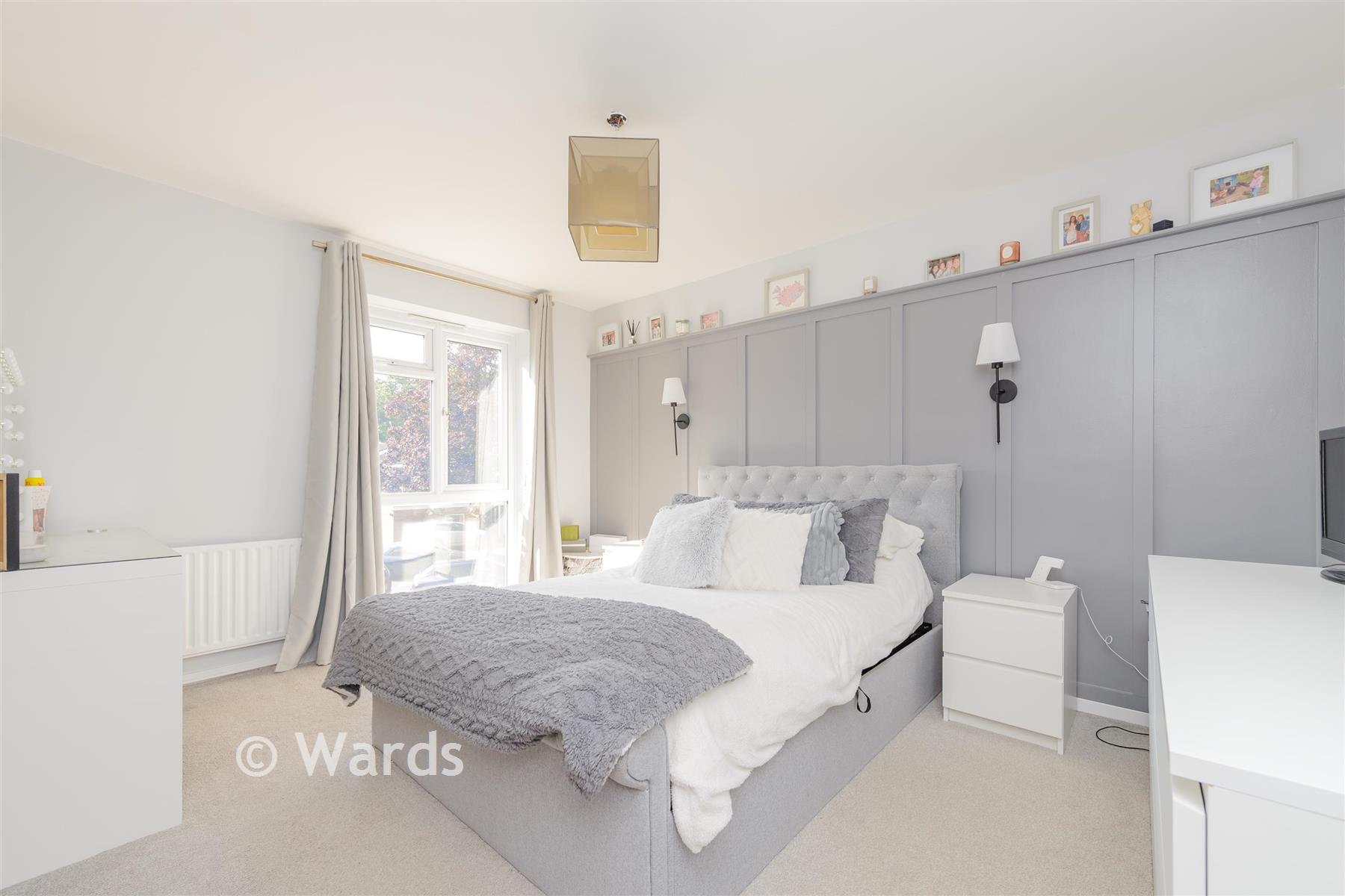 Bedroom 1 - The Coppice, Vigo Village, Meopham, Kent - Wards of Kent