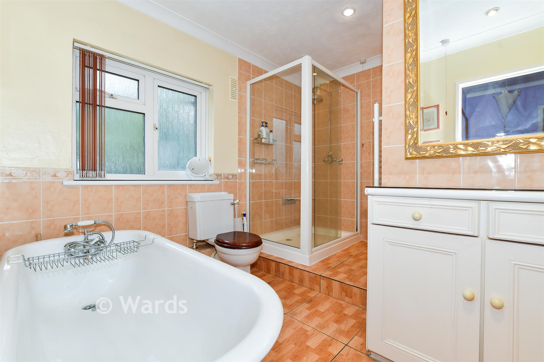 Bathroom - Covey Hall Road, Snodland, Kent - Wards of Kent