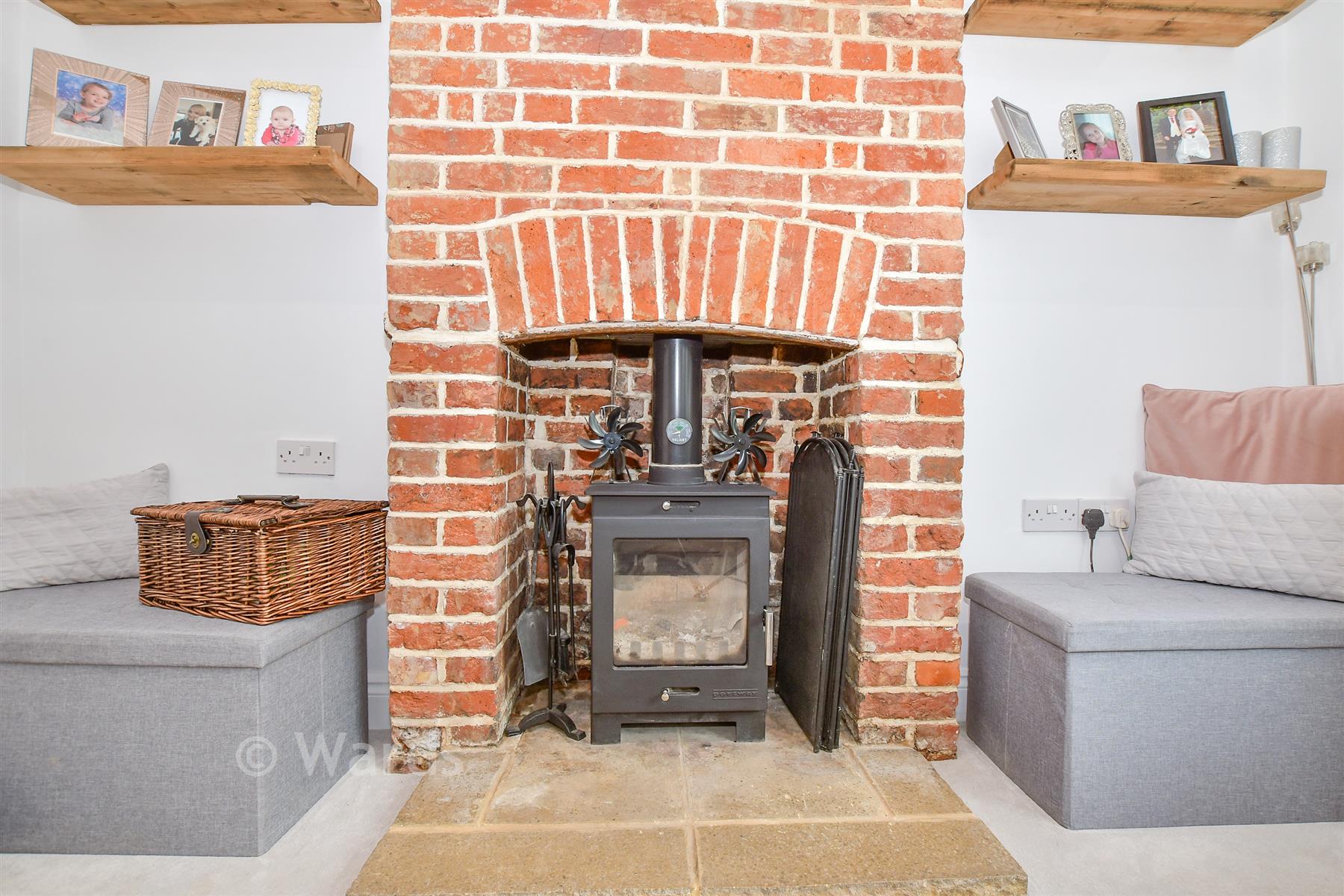 Internal Lifestyle Photograph - Maidstone Road, Tonbridge, Kent - Wards of Kent