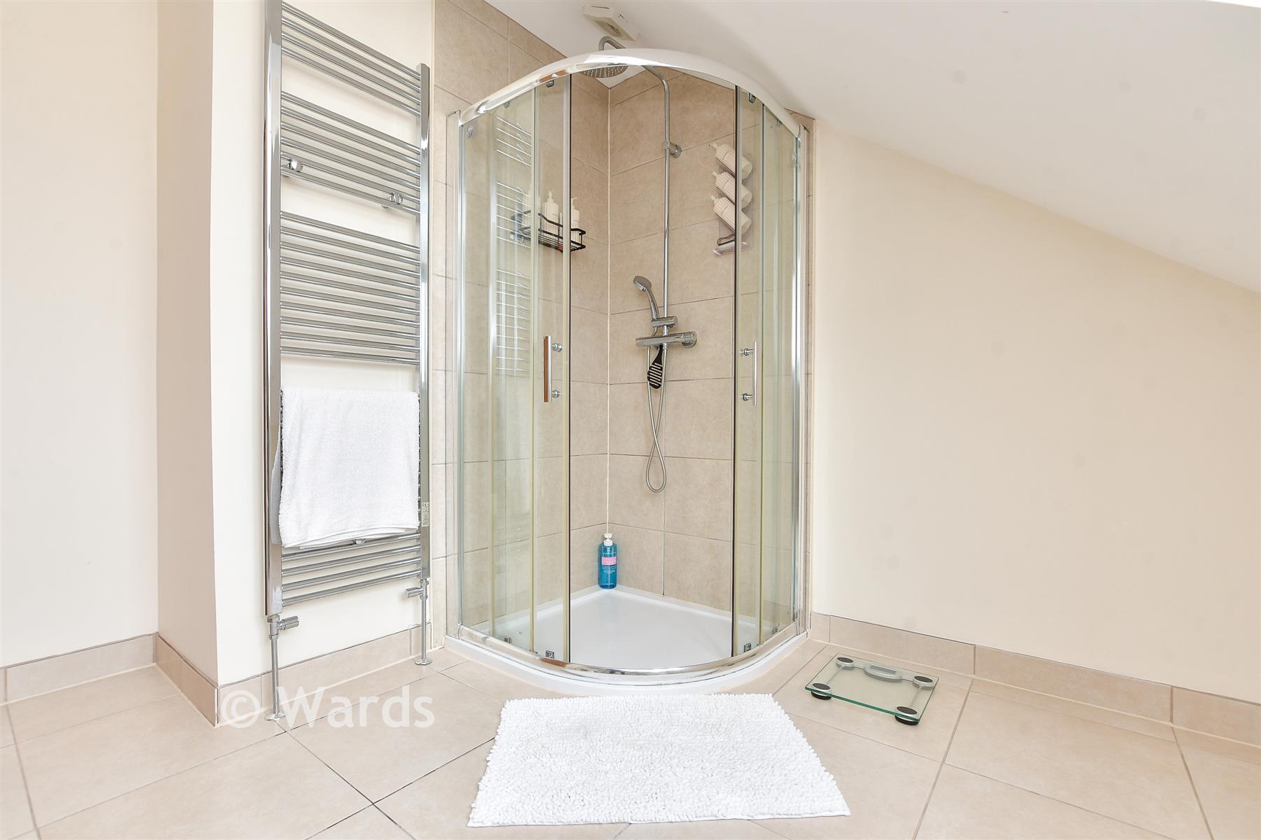 Shower Room - Garrard Avenue, Margate, Kent - Wards of Kent
