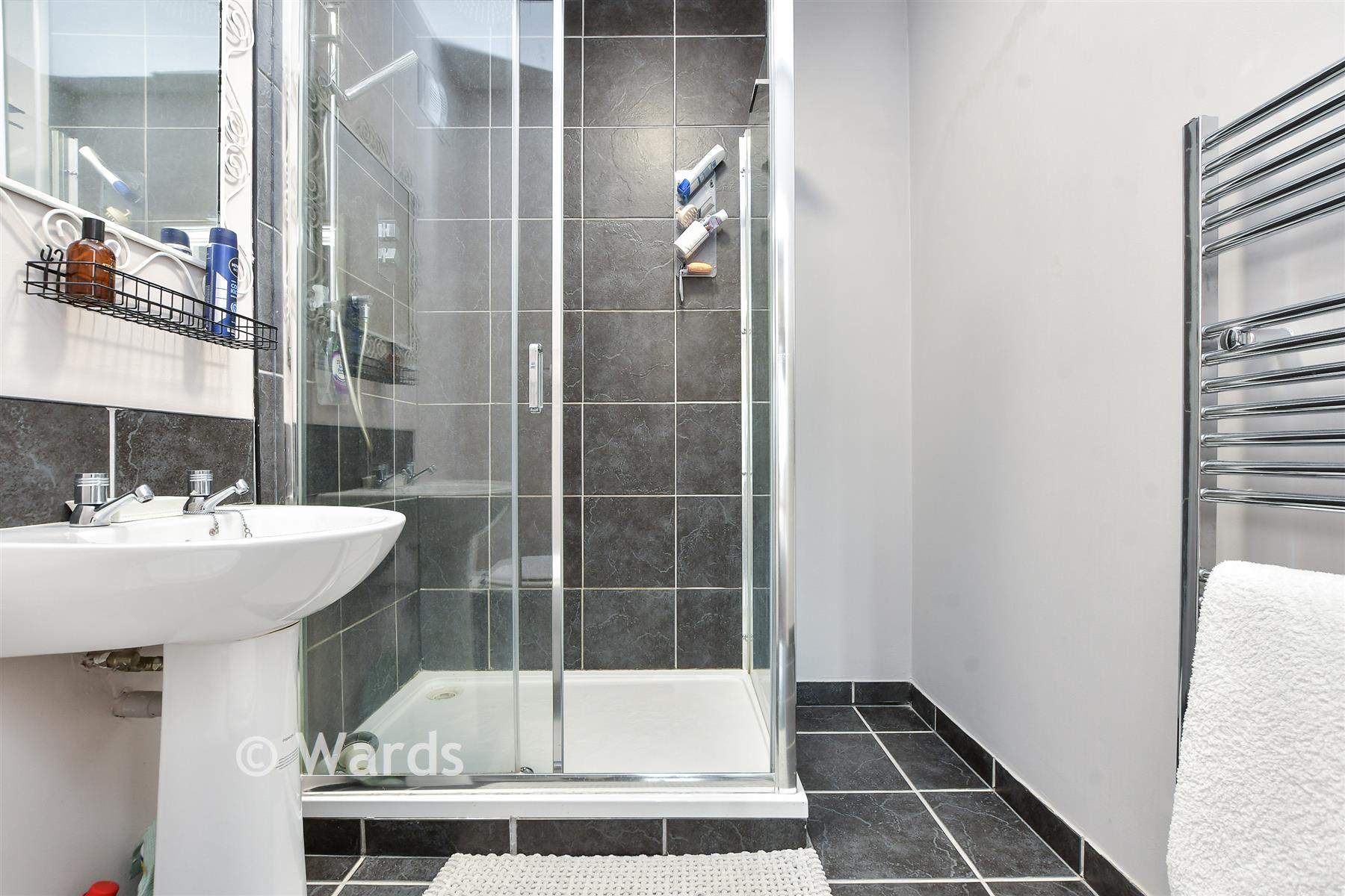Shower Room - Garrard Avenue, Margate, Kent - Wards of Kent