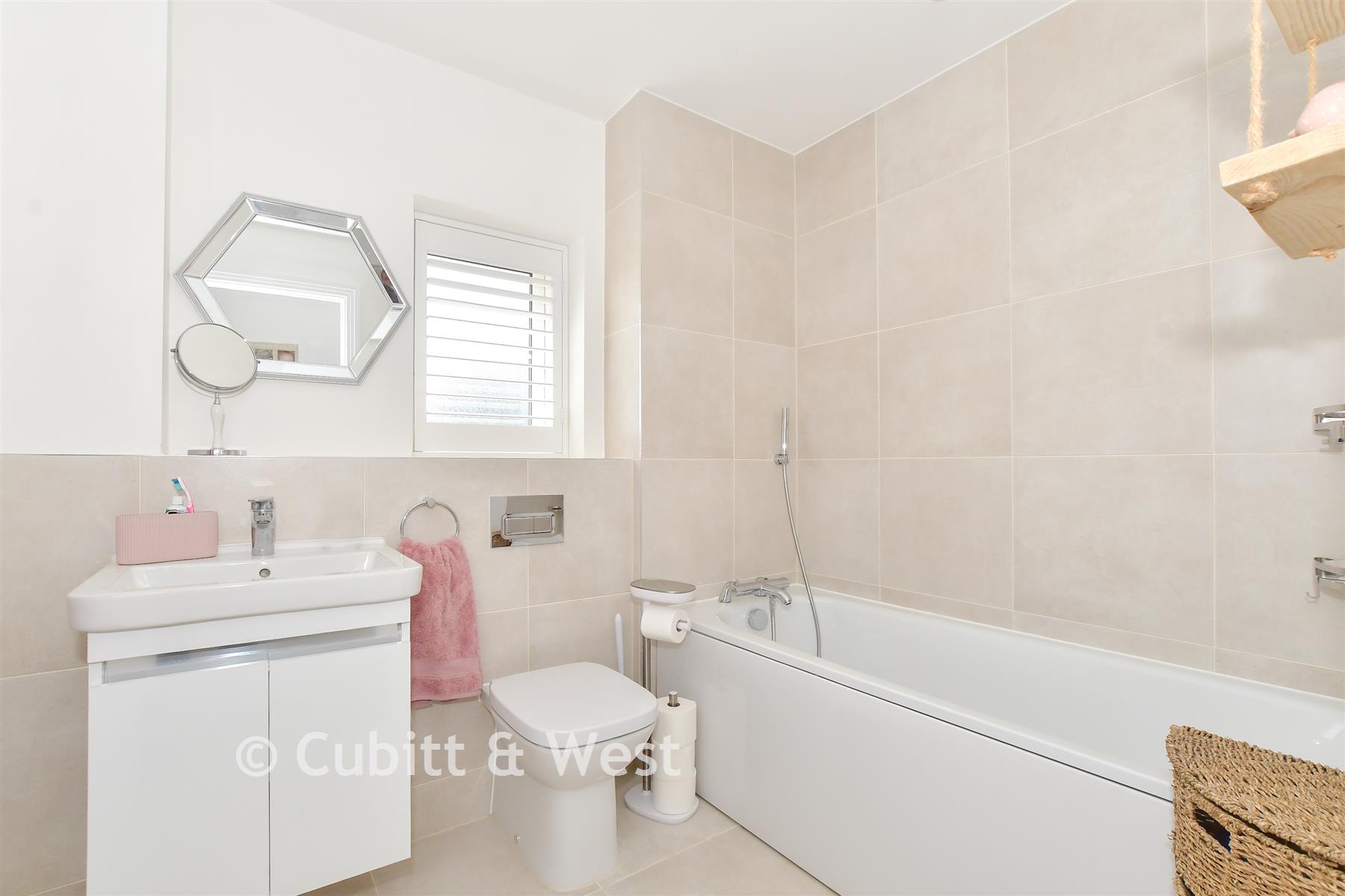 Bathroom - Sinclair Drive, Codmore Hill, West Sussex - Wards of Kent