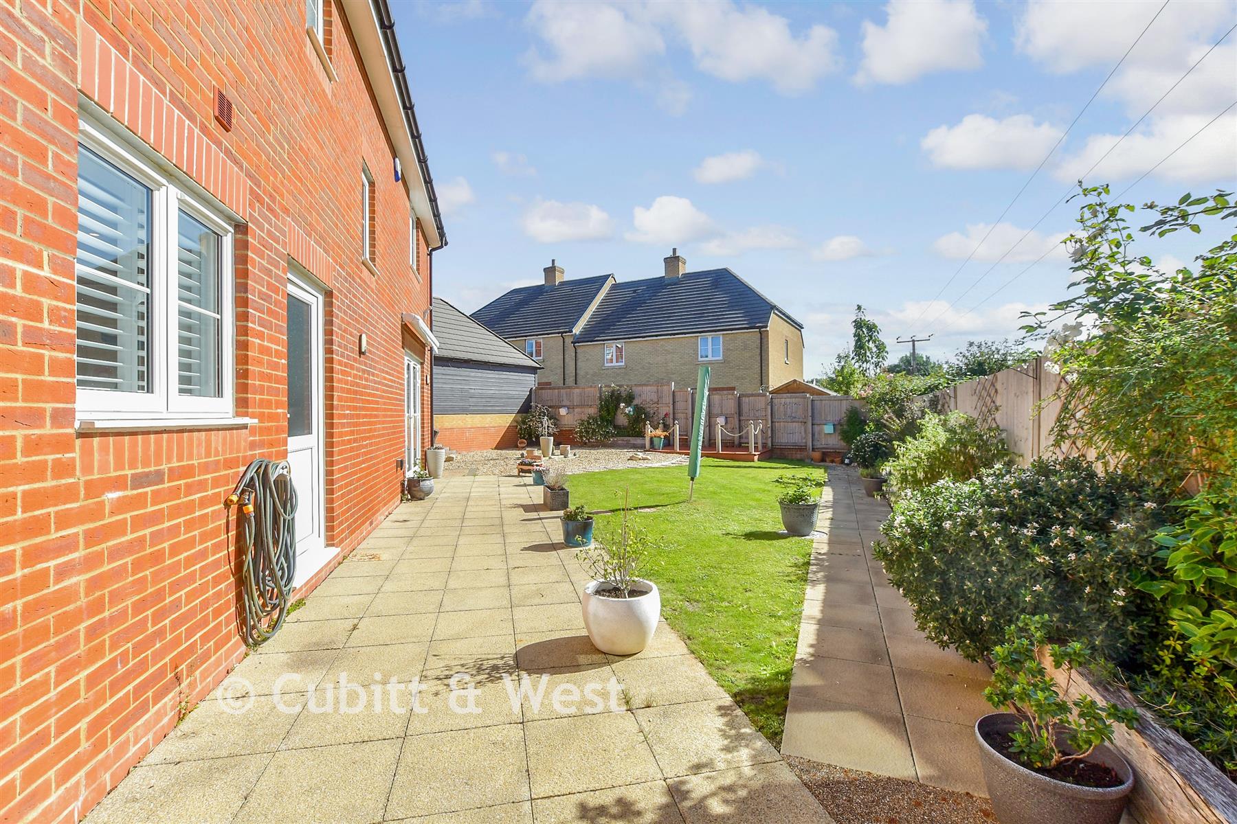 Rear Garden - Sinclair Drive, Codmore Hill, West Sussex - Wards of Kent