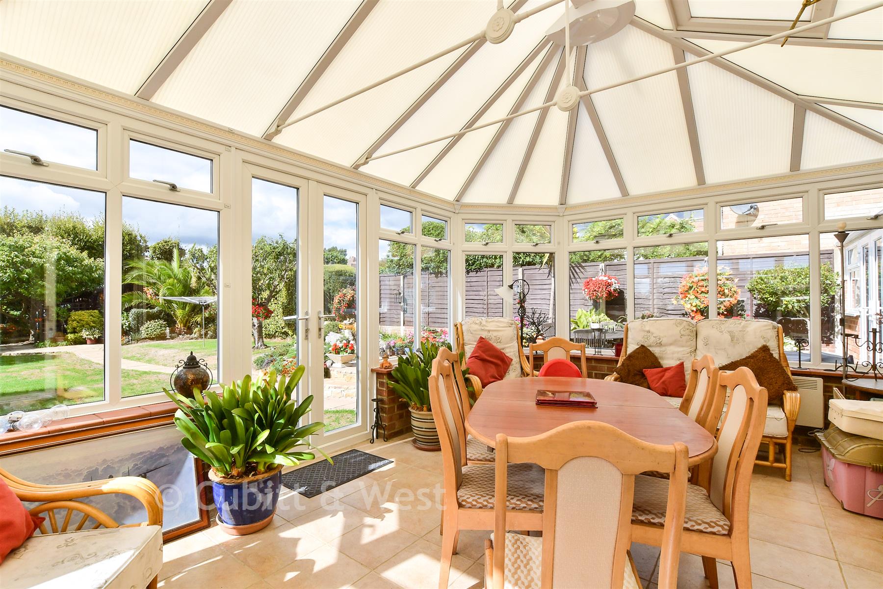 Conservatory - Chute Avenue, Worthing, West Sussex - Wards of Kent