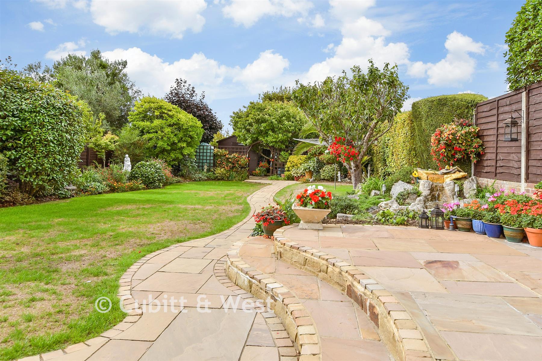 Rear Garden - Chute Avenue, Worthing, West Sussex - Wards of Kent