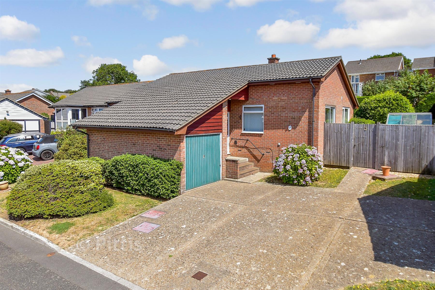 Kestrel Close