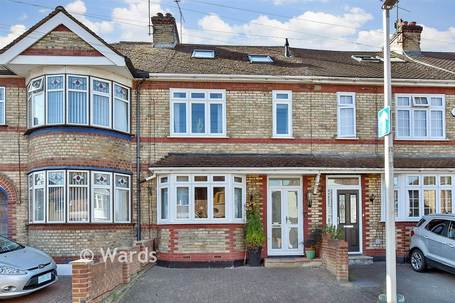 Sunnymead Avenue