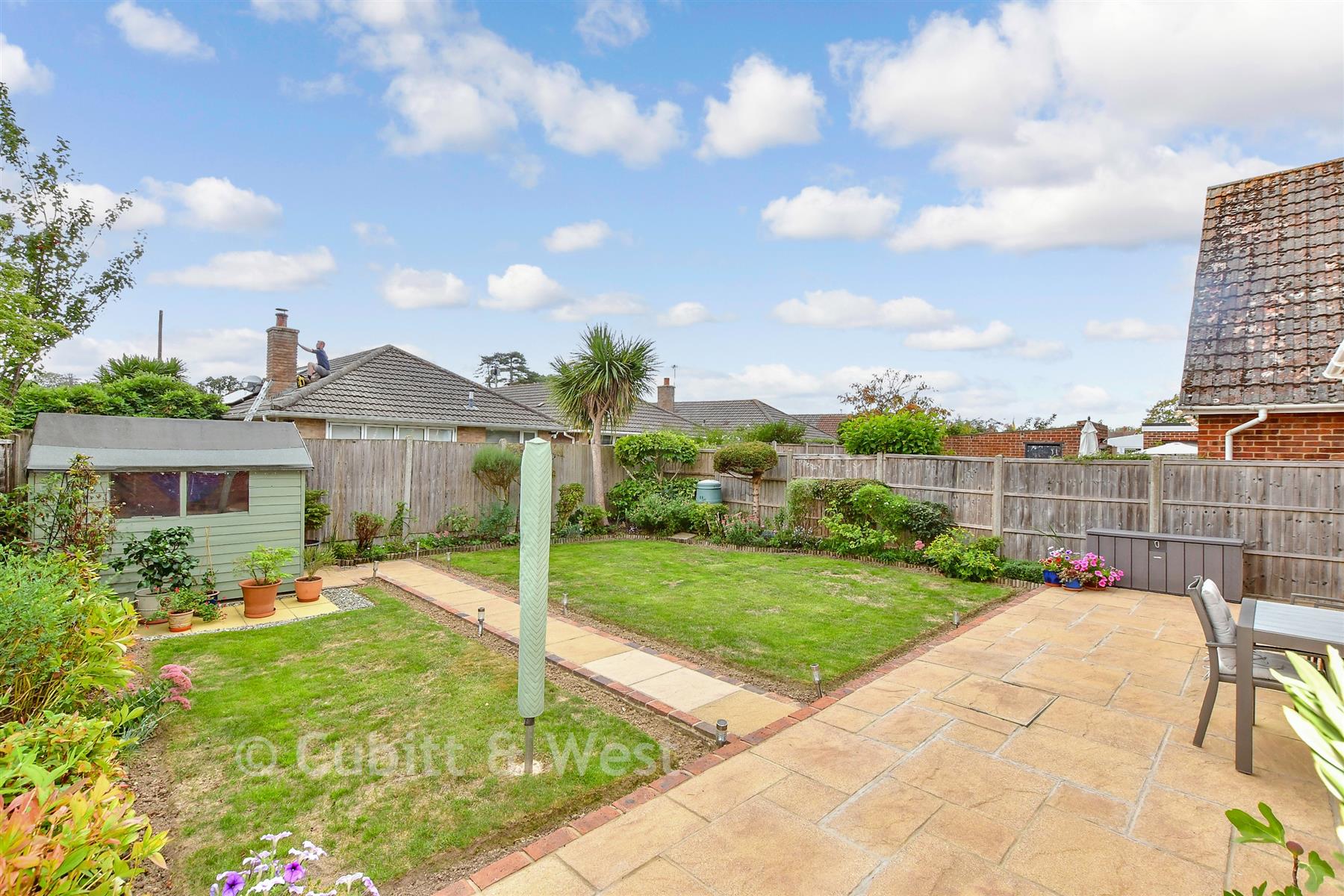 Rear Garden - Southleigh Road, Emsworth, Hampshire - Wards of Kent