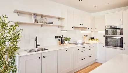 Woodgate, Pease Pottage Nr Crawley, West Sussex - Wards of Kent