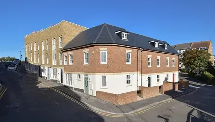 Old Town Mews - Wards of Kent