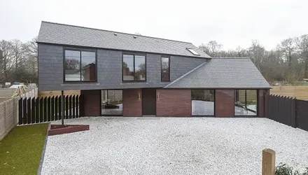 Cantilever House, Crawley, West Sussex - Wards of Kent