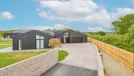 Hartdene Barns, Cowden, Kent - Wards of Kent