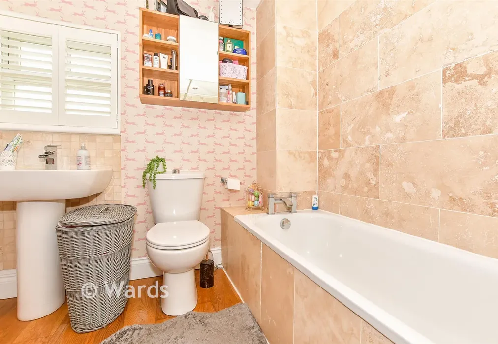 Bathroom - Old Hay, Paddock Wood, Tonbridge, Kent - Wards of Kent