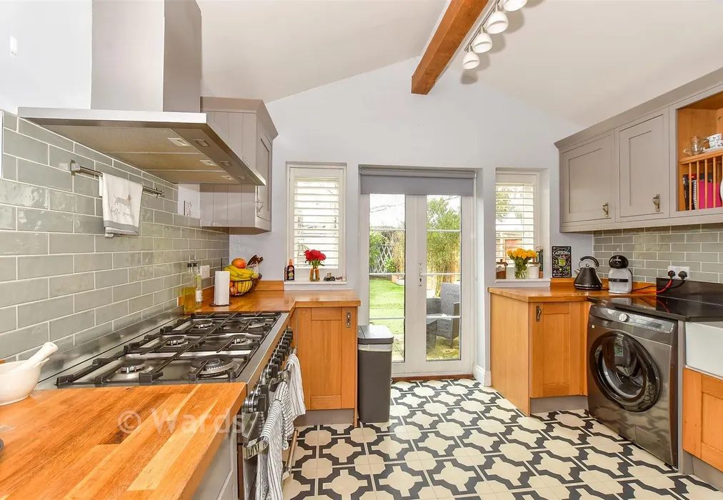 Kitchen - Old Hay, Paddock Wood, Tonbridge, Kent - Wards of Kent