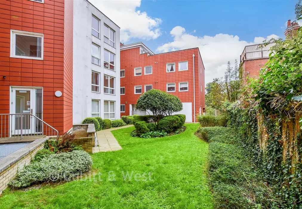 Communal Gardens - Stanford Avenue, Brighton, East Sussex - Wards of Kent