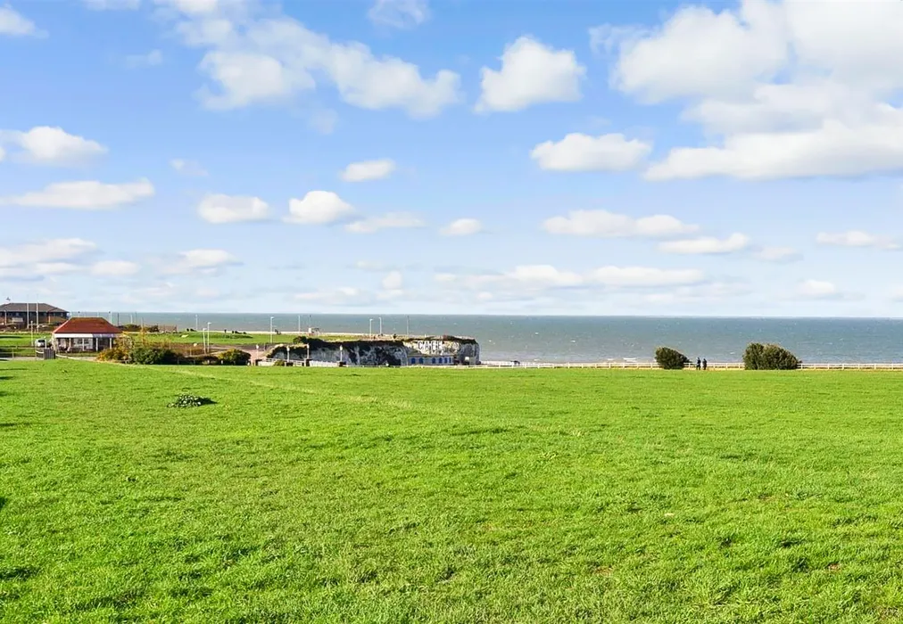 Surrounding Area - Lonsdale Avenue, Margate, Kent - Wards of Kent