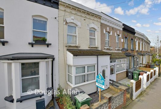 Shernhall Street, Walthamstow - Wards of Kent