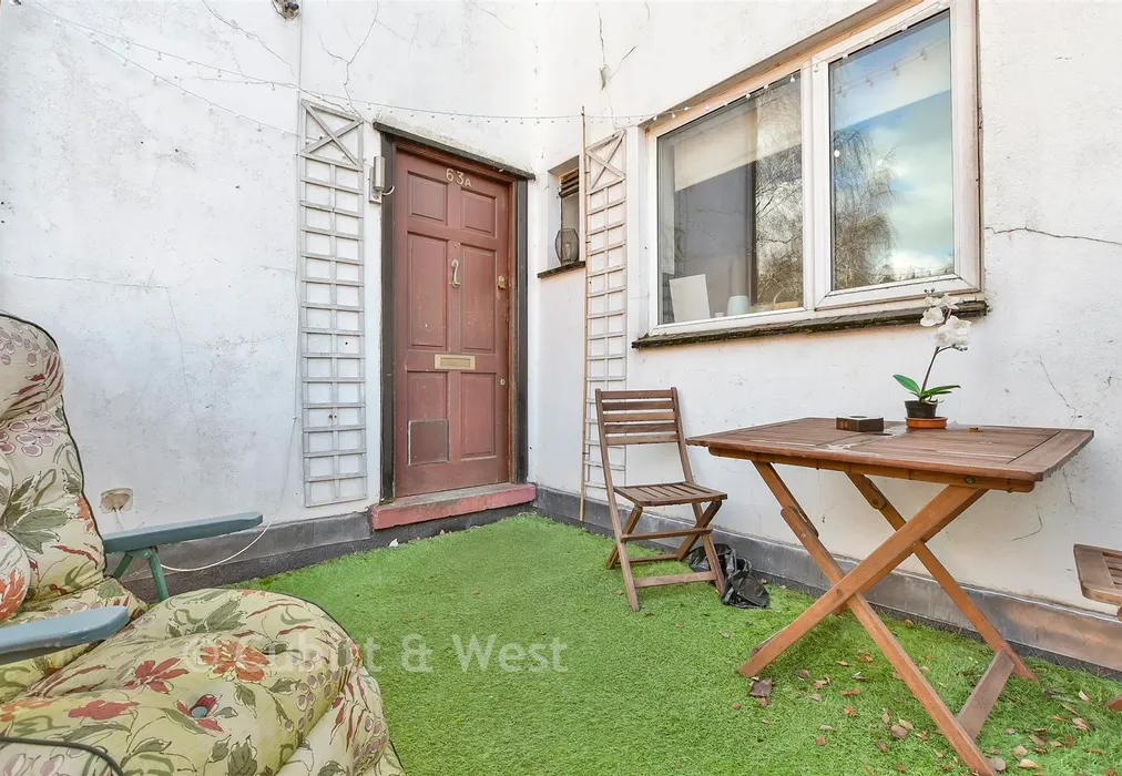 Patio / Decking - High Street, Caterham, Surrey - Wards of Kent