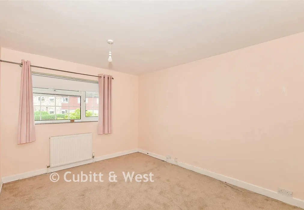 Bedroom 2 - Oak Tree Cottages, Danehill, East Sussex - Wards of Kent