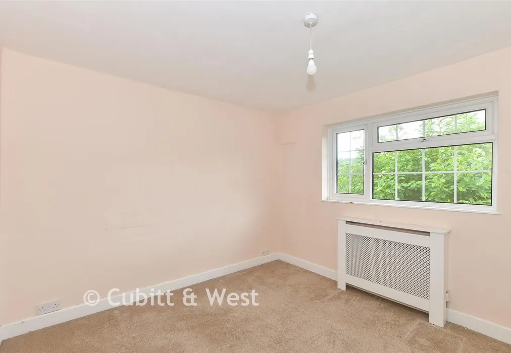 Bedroom 3 - Oak Tree Cottages, Danehill, East Sussex - Wards of Kent