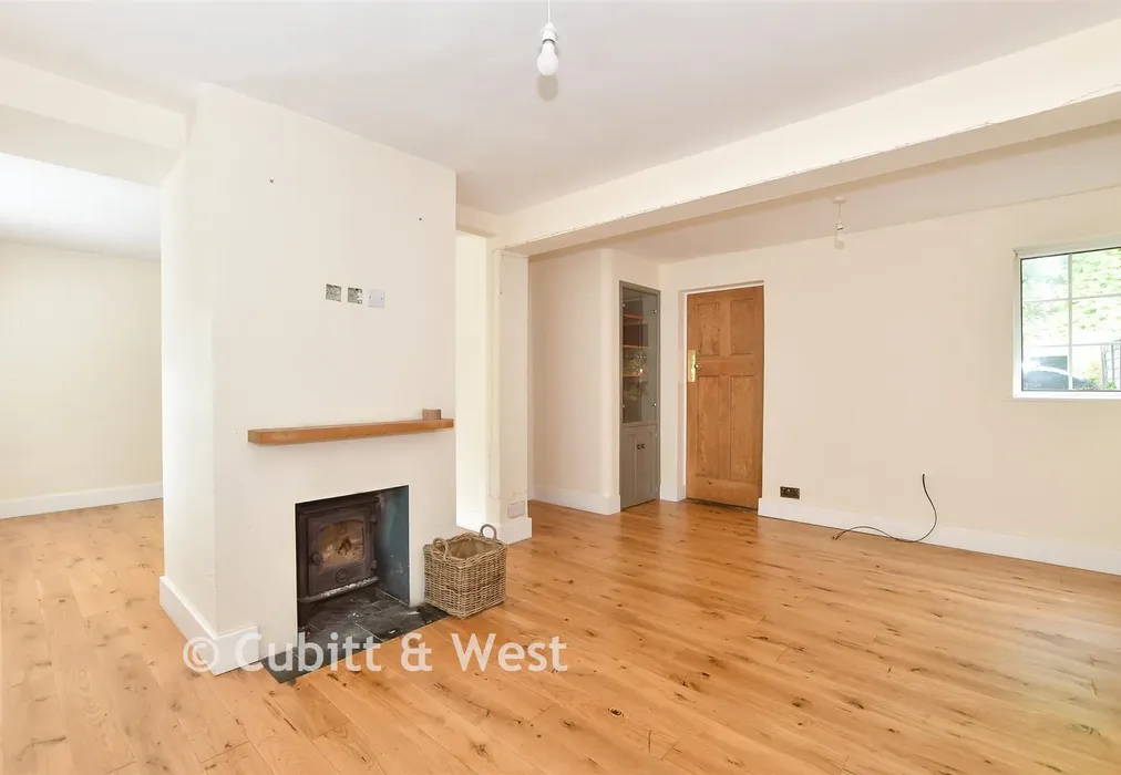 Lounge - Oak Tree Cottages, Danehill, East Sussex - Wards of Kent