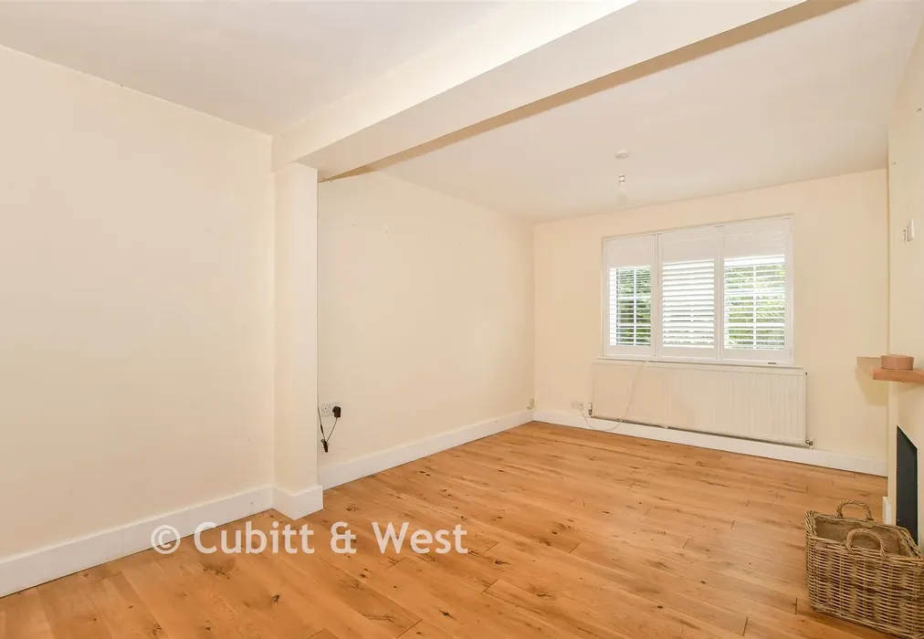 Lounge - Oak Tree Cottages, Danehill, East Sussex - Wards of Kent