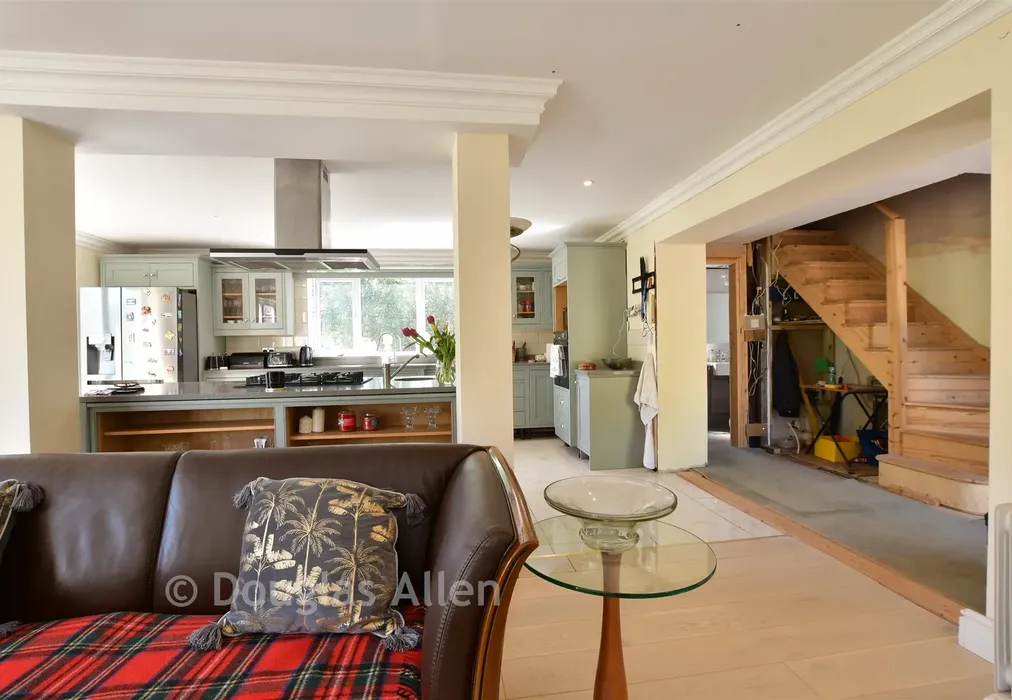 Lounge/Kitchen/ Dining Room - Mount End, Theydon Mount, Epping, Essex - Wards of Kent