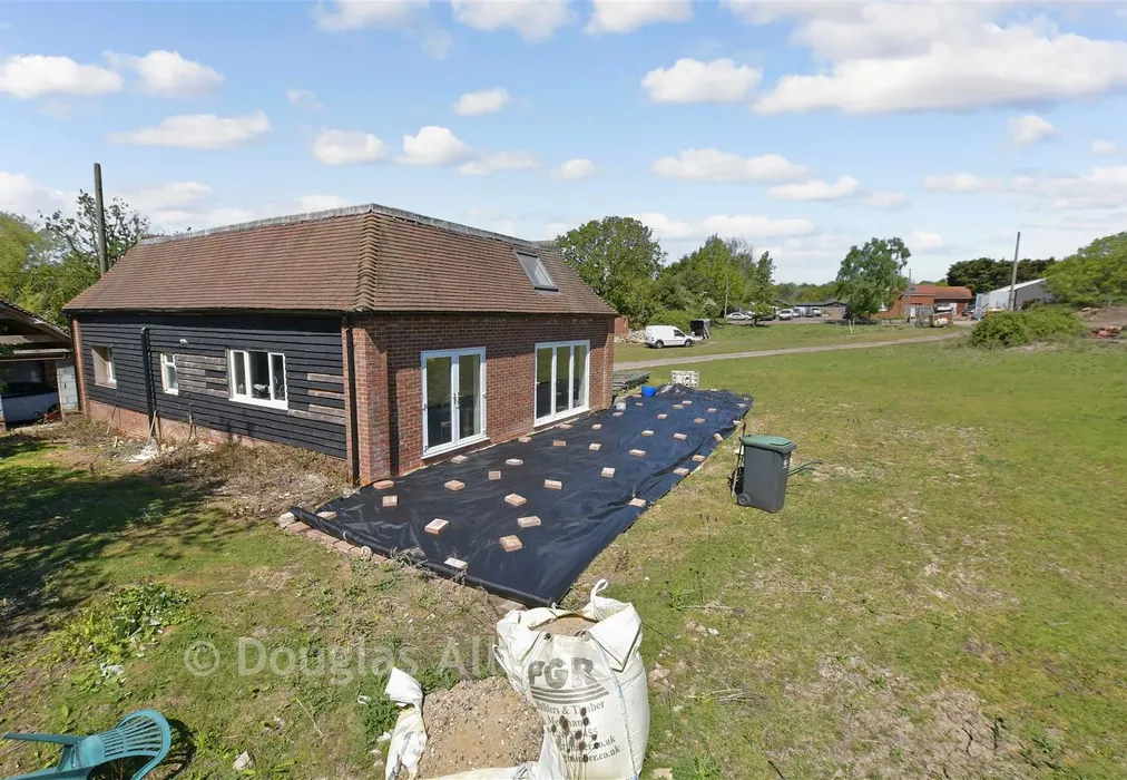 Rear Elevation - Mount End, Theydon Mount, Epping, Essex - Wards of Kent