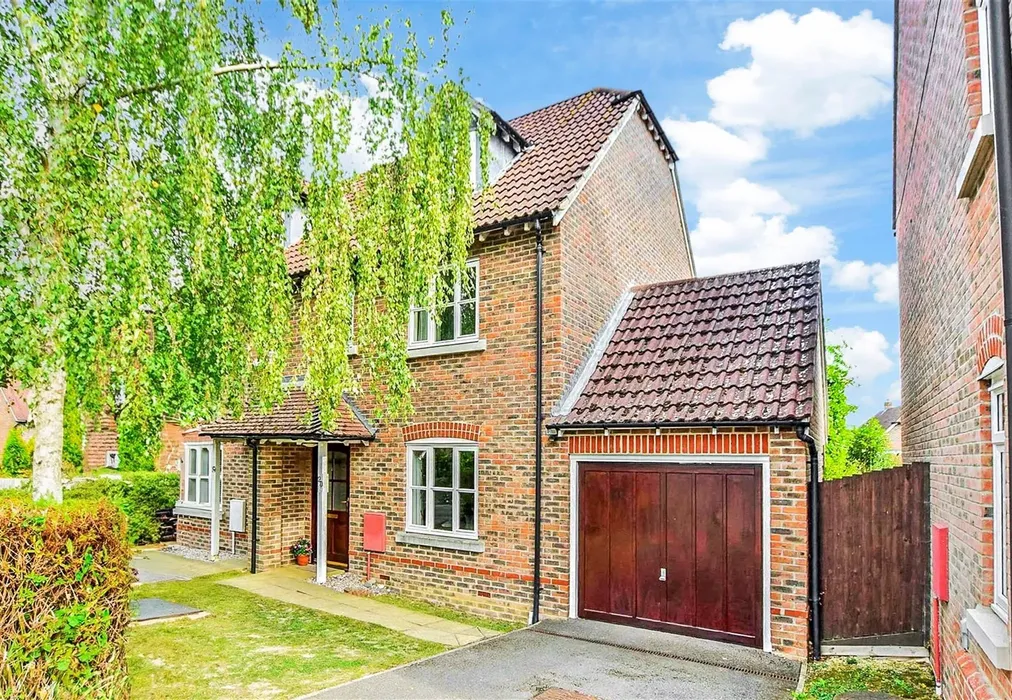 Front - Willetts Way, Loxwood, West Sussex - Wards of Kent