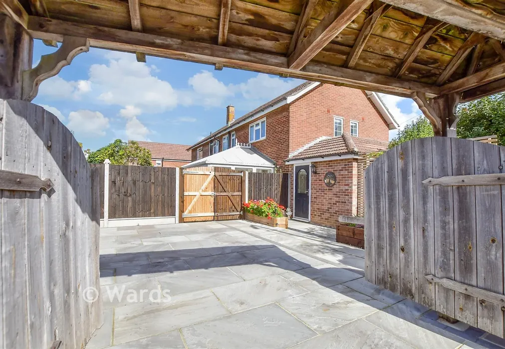 Driveway/Parking - Linkway, Ditton, Aylesford, Kent - Wards of Kent