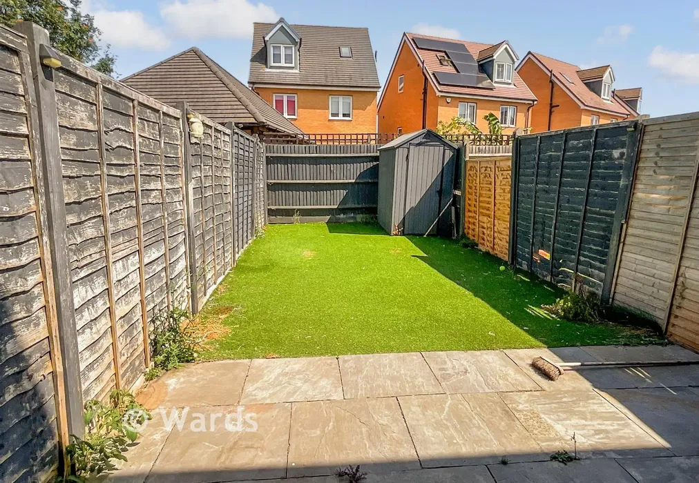 Garden. - Castle Drive, Margate, Kent - Wards of Kent