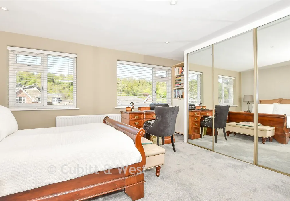 Bedroom 1 - Croydon Road, Caterham, Surrey - Wards of Kent