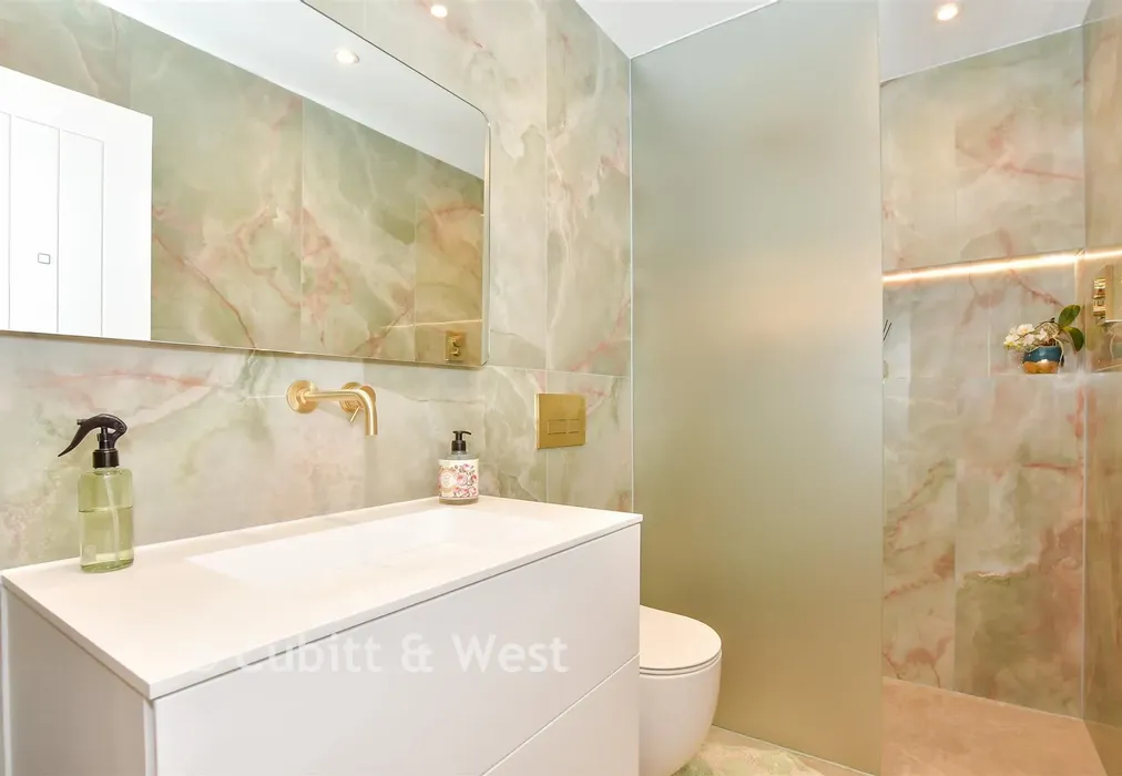 Downstairs Shower - Croydon Road, Caterham, Surrey - Wards of Kent