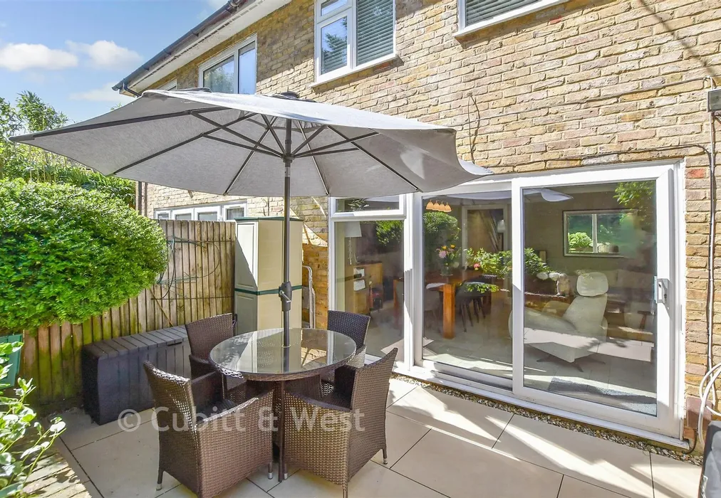 Patio / Decking - Croydon Road, Caterham, Surrey - Wards of Kent