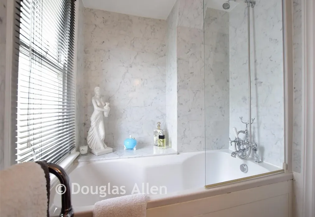 Bathroom - Monkhams Hall, Waltham Abbey, Essex - Wards of Kent
