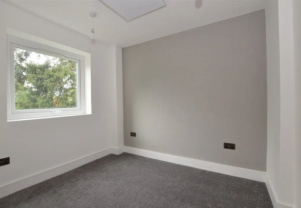 Bedroom 2 - Ferndale Close, Tunbridge Wells, Kent - Wards of Kent