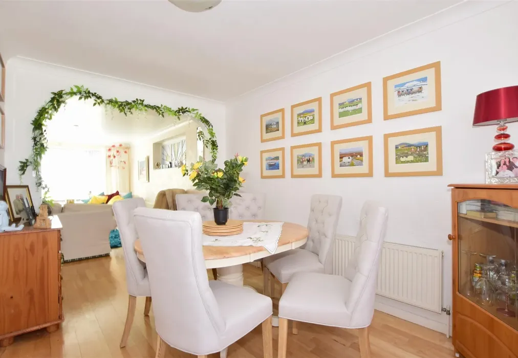 Dining Area - Goda Road, Littlehampton, West Sussex - Wards of Kent