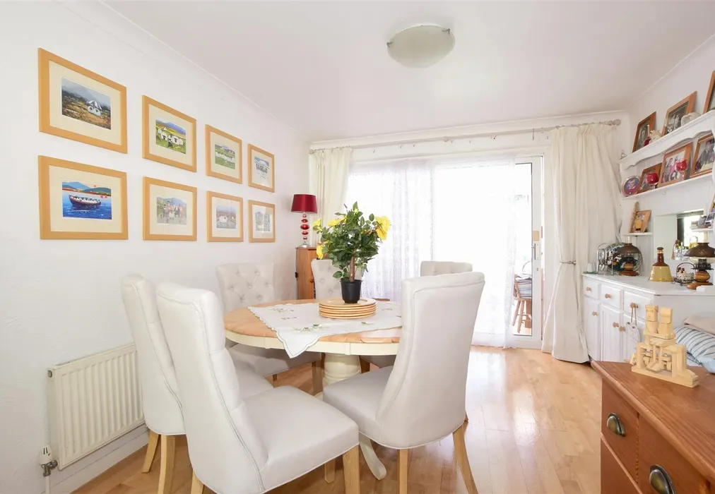 Dining Room - Goda Road, Littlehampton, West Sussex - Wards of Kent