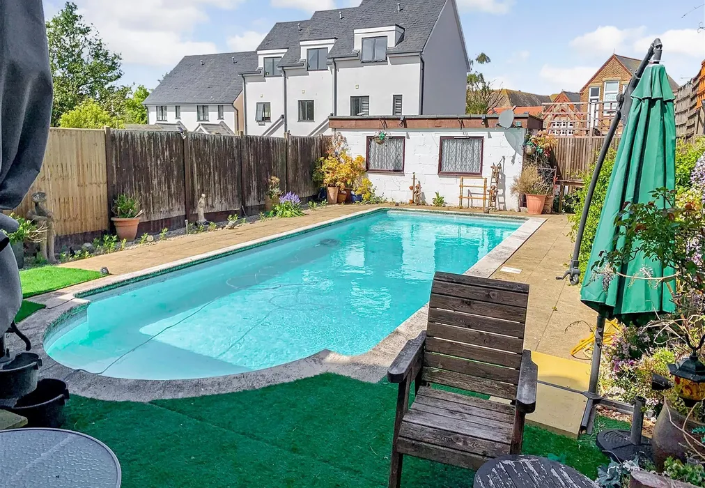 Rear Garden - Goda Road, Littlehampton, West Sussex - Wards of Kent